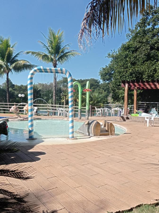 Apartamento Pontal Do Lago Caldas Novas Εξωτερικό φωτογραφία